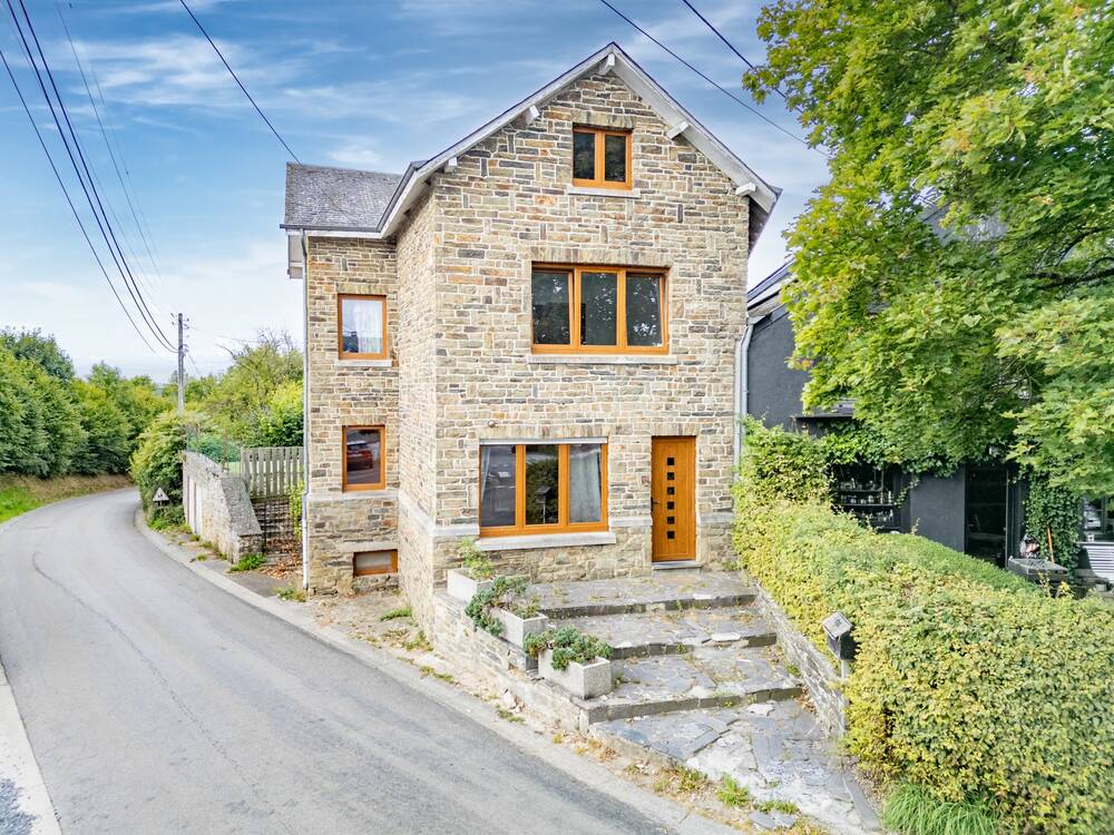 Maison à vendre à Houffalize 6660 235000.00€ 6 chambres 254.00m² - annonce 585582