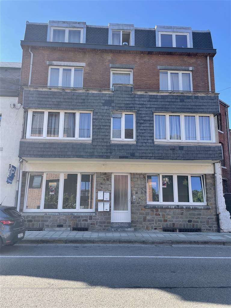 Commerce à  à Marche-en-Famenne 6900 500.00€  chambres 35.00m² - annonce 586410