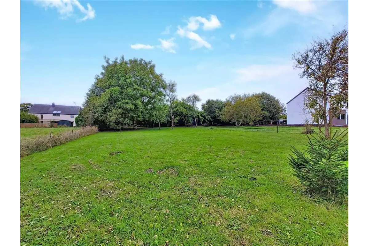 Terrain à vendre à Etalle 6740 185000.00€  chambres m² - annonce 585958