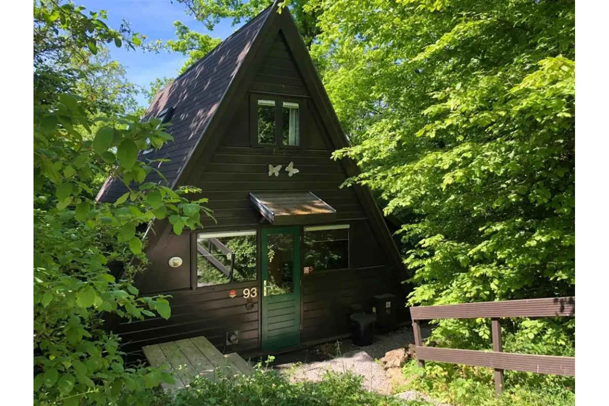 Bungalow à vendre à Durbuy 6940 85000.00€ 3 chambres 74.00m² - annonce 586411