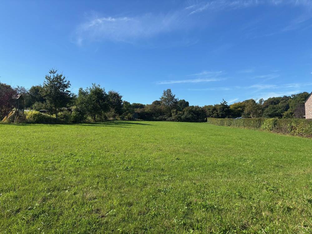 Terrain à vendre à Heyd 6941 200000.00€  chambres m² - annonce 587563