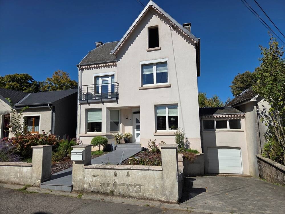 Villa à vendre à Florenville 6820 295000.00€ 2 chambres 180.00m² - annonce 590021