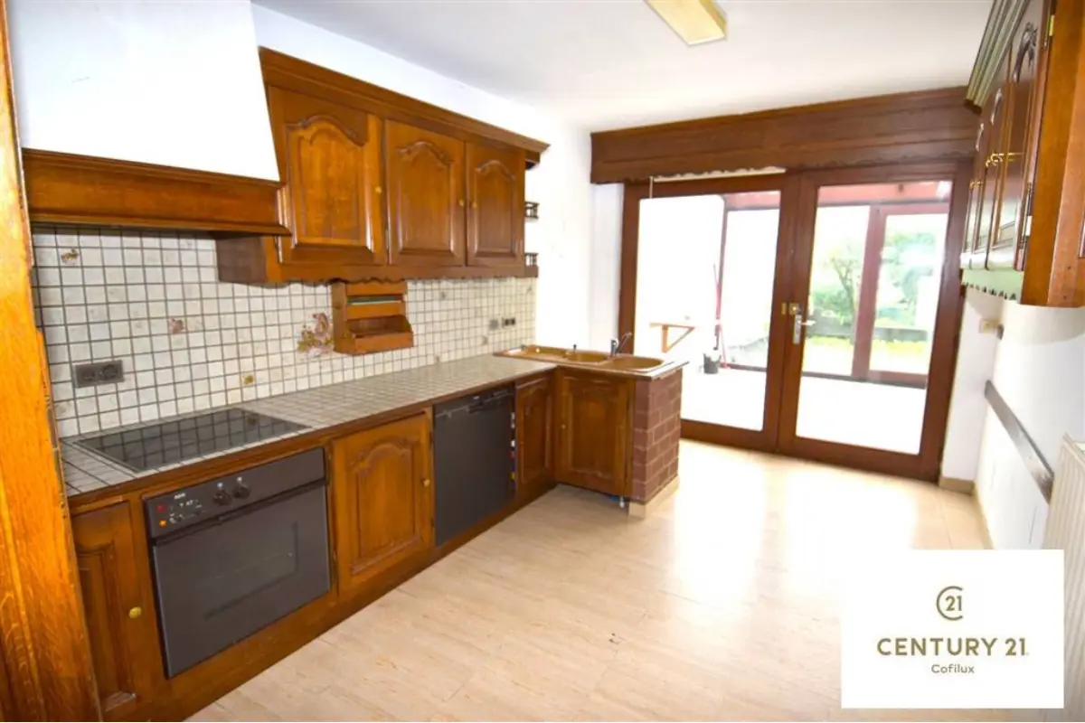 Maison à vendre à Etalle 6740 295000.00€ 4 chambres 375.00m² - annonce 590507