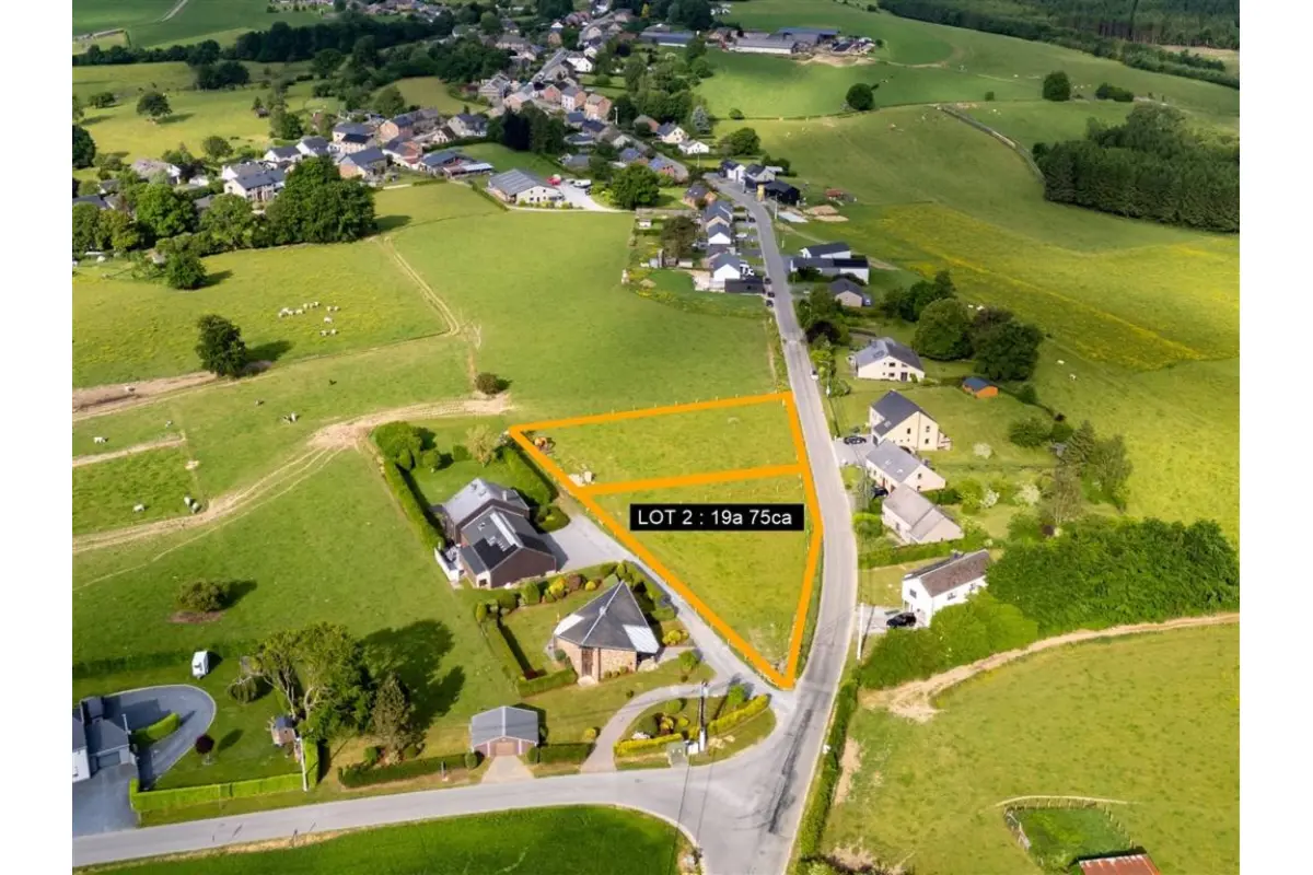 Terrain à  à Champlon 6971 95000.00€  chambres m² - annonce 592401