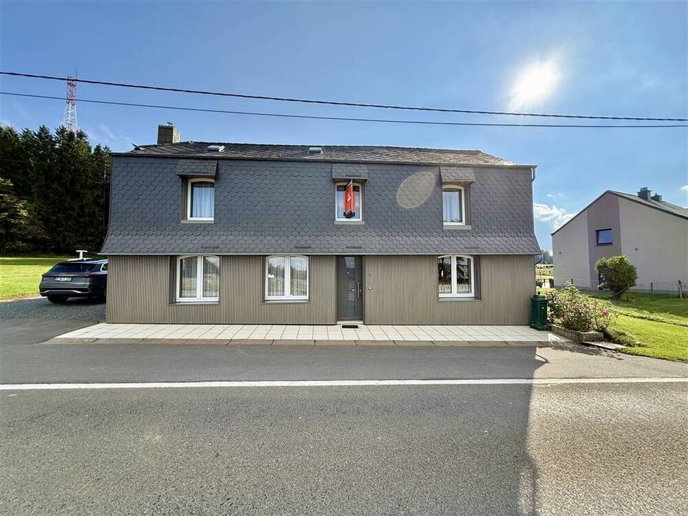 Maison à à Léglise 6860 250000.00€ 3 chambres m² - annonce 592874