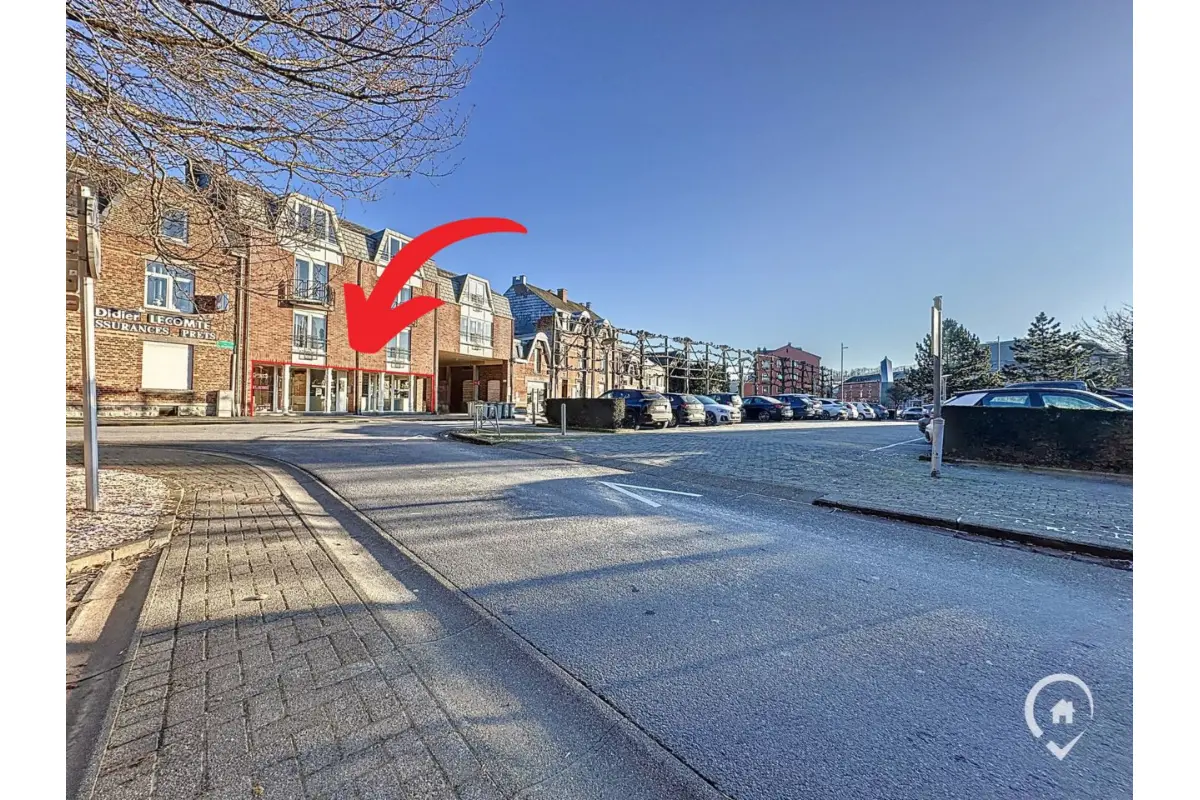 Commerce à vendre à Marche-en-Famenne 6900 260000.00€  chambres m² - annonce 593018