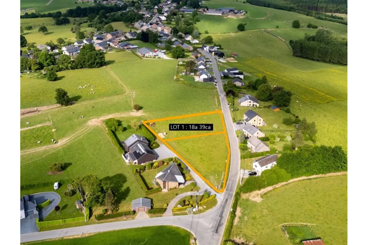 Terrain à  à Champlon 6971 95000.00€  chambres m² - annonce 592402