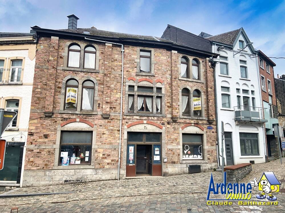 Commerce à louer à Saint-Hubert 6870 650.00€ chambres 180.00m² - annonce 597031
