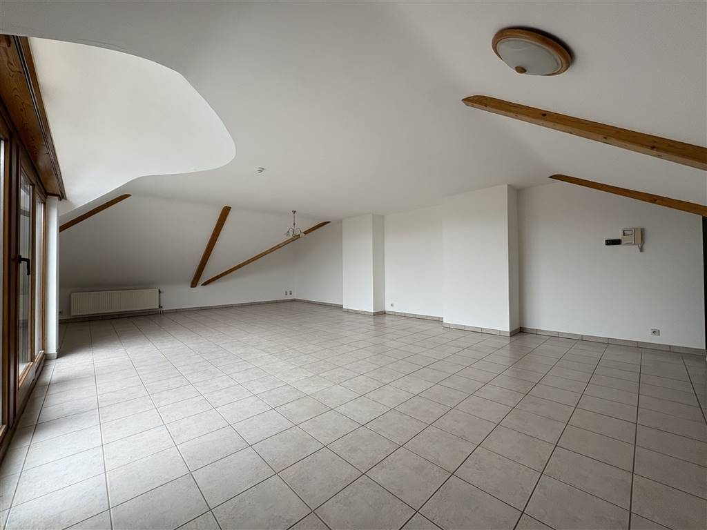 Appartement à louer à Marche-en-Famenne 6900 875.00€ 2 chambres 136.00m² - annonce 605965