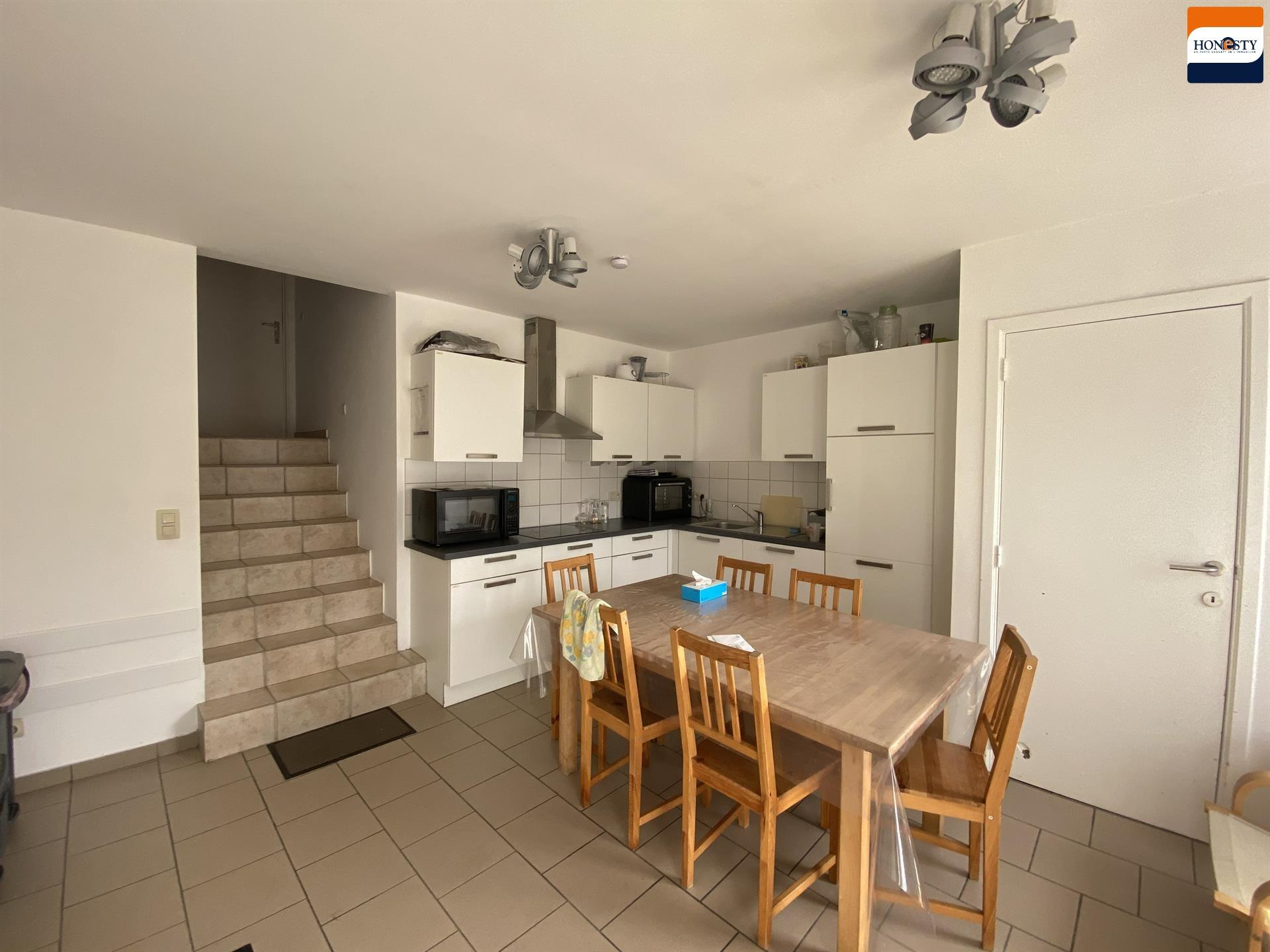 Studio à louer à Libramont-Chevigny 6800 300.00€ 1 chambres 18.00m² - annonce 606201