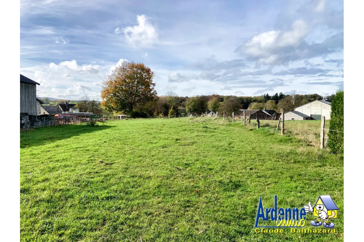 Terrain à vendre à Beausaint 6980 77000.00€  chambres m² - annonce 608949