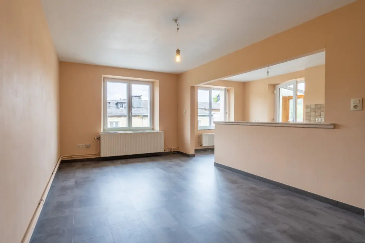 Commerce à vendre à Bouillon 6830 199000.00€ 4 chambres 171.38m² - annonce 611817