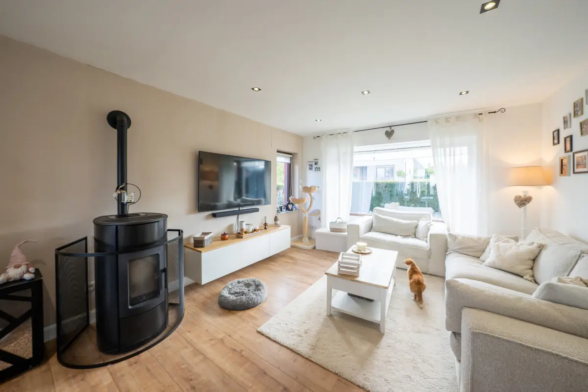 Maison à vendre à Libramont-Chevigny 6800 0.00€ 5 chambres 137.00m² - annonce 652908