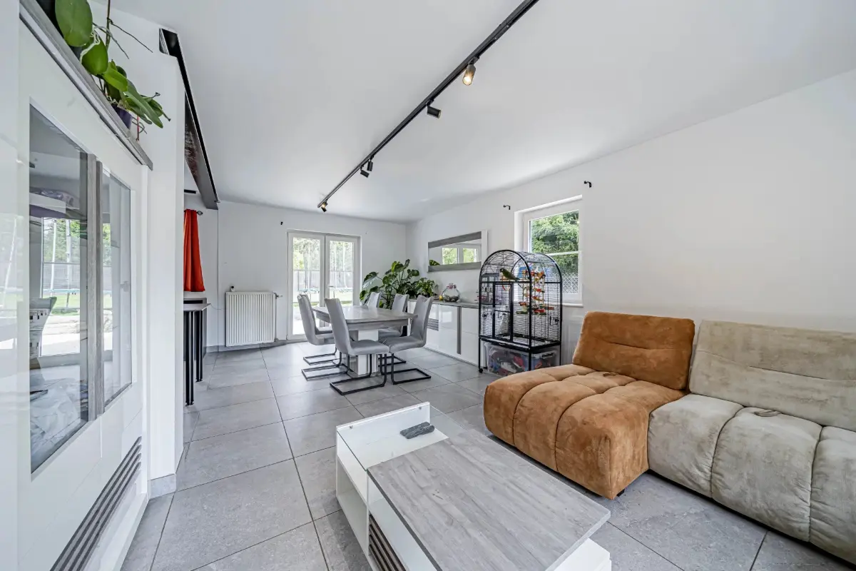 Maison à vendre à Wellin 6920 369000.00€ 3 chambres 170.00m² - annonce 613357