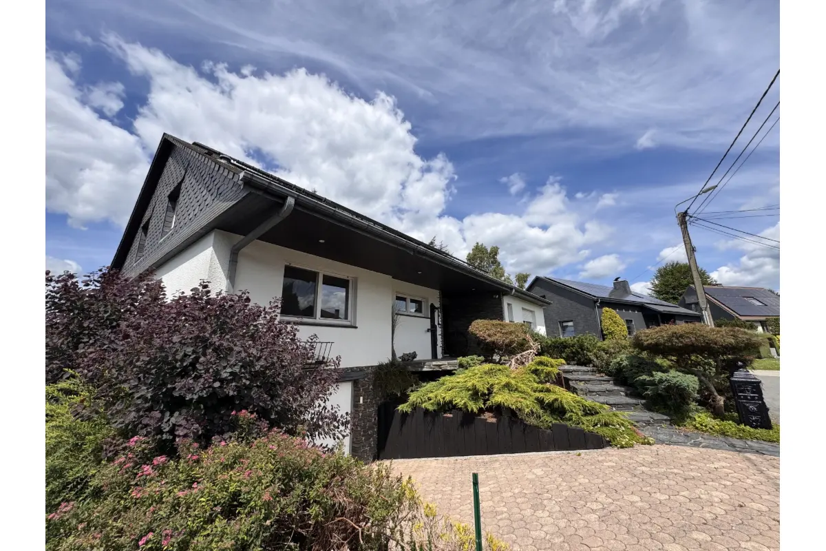 Maison à  à Libramont-Chevigny 6800 1250.00€ 3 chambres 170.00m² - annonce 614969