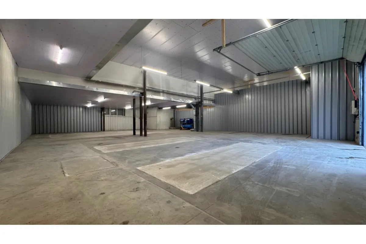 Commerce à louer à Marche-en-Famenne 6900 1150.00€  chambres 285.00m² - annonce 616973