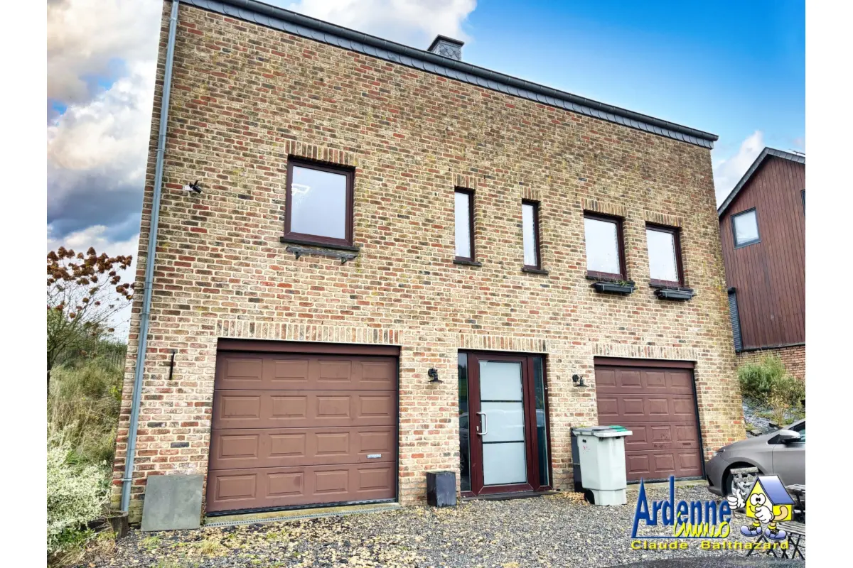 Maison à vendre à Bande 6951 475000.00€ 5 chambres 185.00m² - annonce 617036