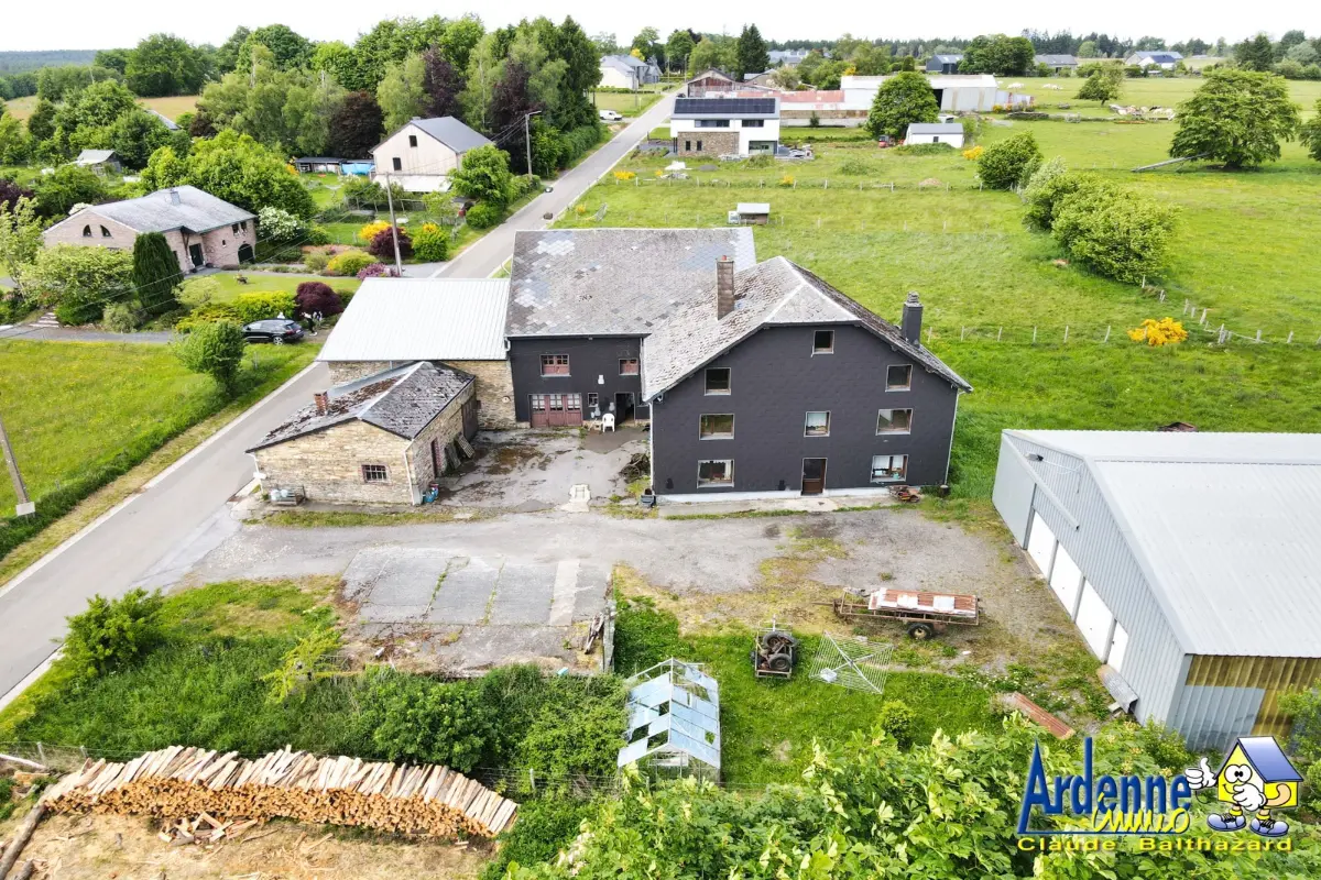 Maison à vendre à Mont 6661 225000.00€ 5 chambres 219.00m² - annonce 619937