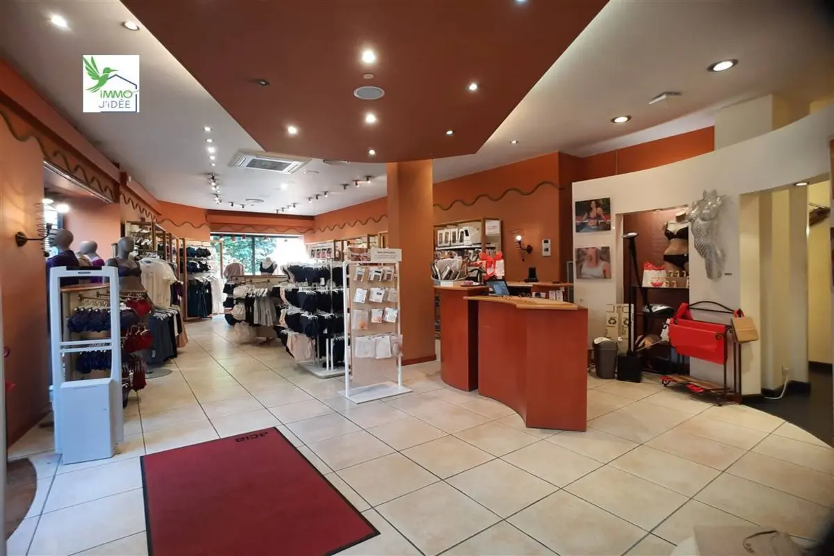 Commerce à louer à Arlon 6700 2200.00€  chambres m² - annonce 624633