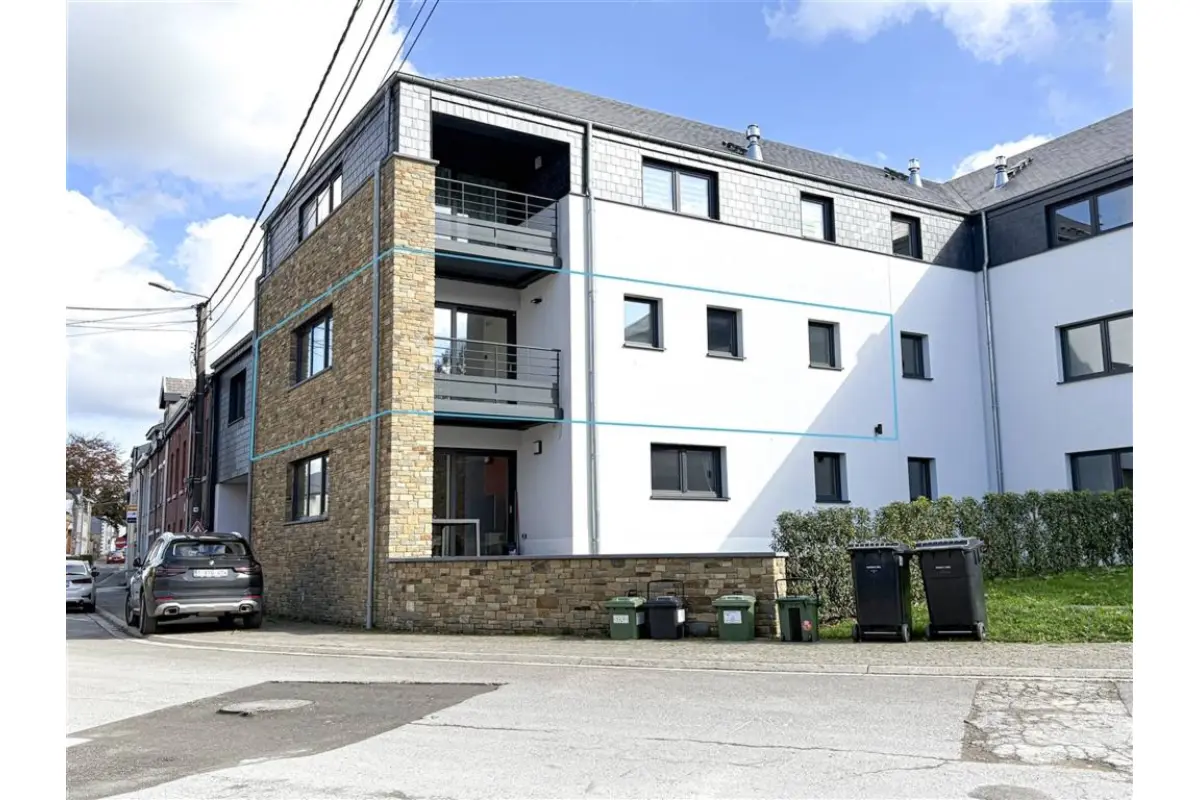 Appartement à louer à Saint-Hubert 6870 975.00€ 3 chambres 120.00m² - annonce 624668