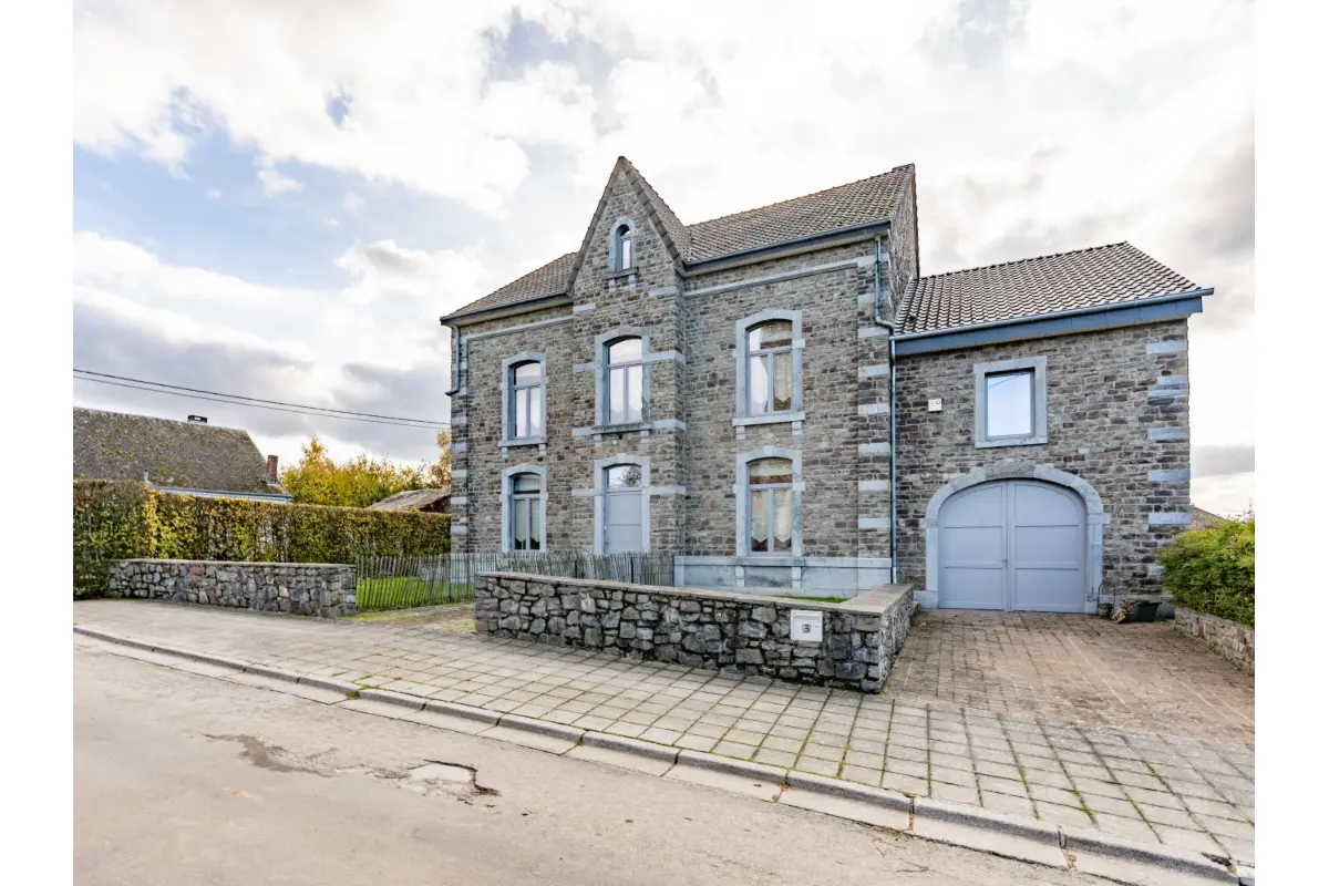 Maison à vendre à Hives 6984 450000.00€ 3 chambres 422.00m² - annonce 625649