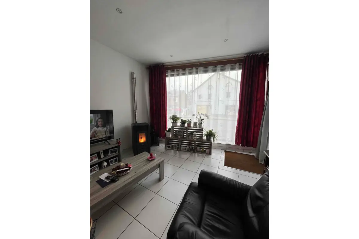 Rez-de-chaussée à louer à Durbuy 6940 650.00€ 1 chambres m² - annonce 643565