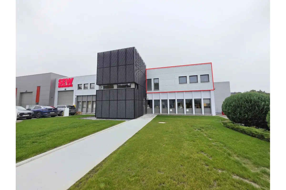 Commerce à louer à Marche-en-Famenne 6900 850.00€  chambres 80.00m² - annonce 627004