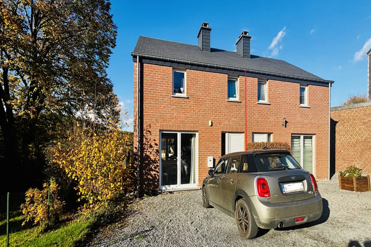 Maison à louer à Forrières 6953 820.00€ 2 chambres 80.00m² - annonce 628364