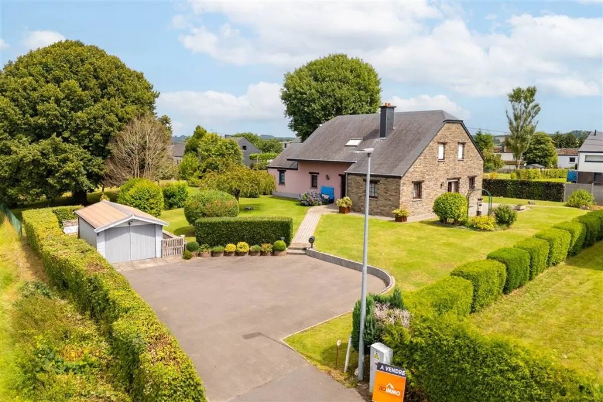 Villa à vendre à Neufchâteau 6840 350000.00€ 3 chambres m² - annonce 630438