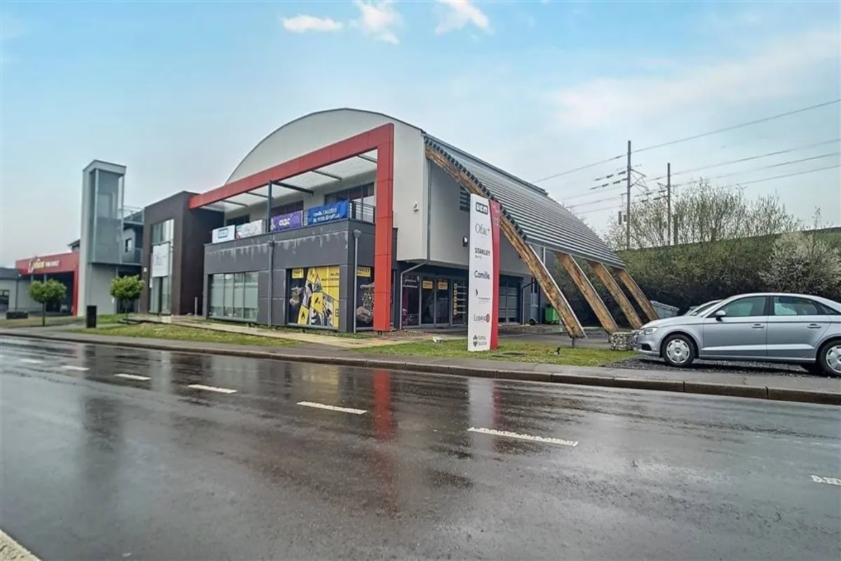 Commerce à louer à Arlon 6700 1600.00€  chambres 123.00m² - annonce 631312