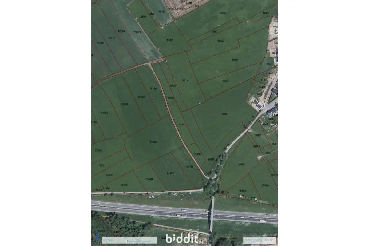 Terrain non bâtissable à vendre à Saint-Pierre 6800 18300.00€  chambres m² - annonce 632548