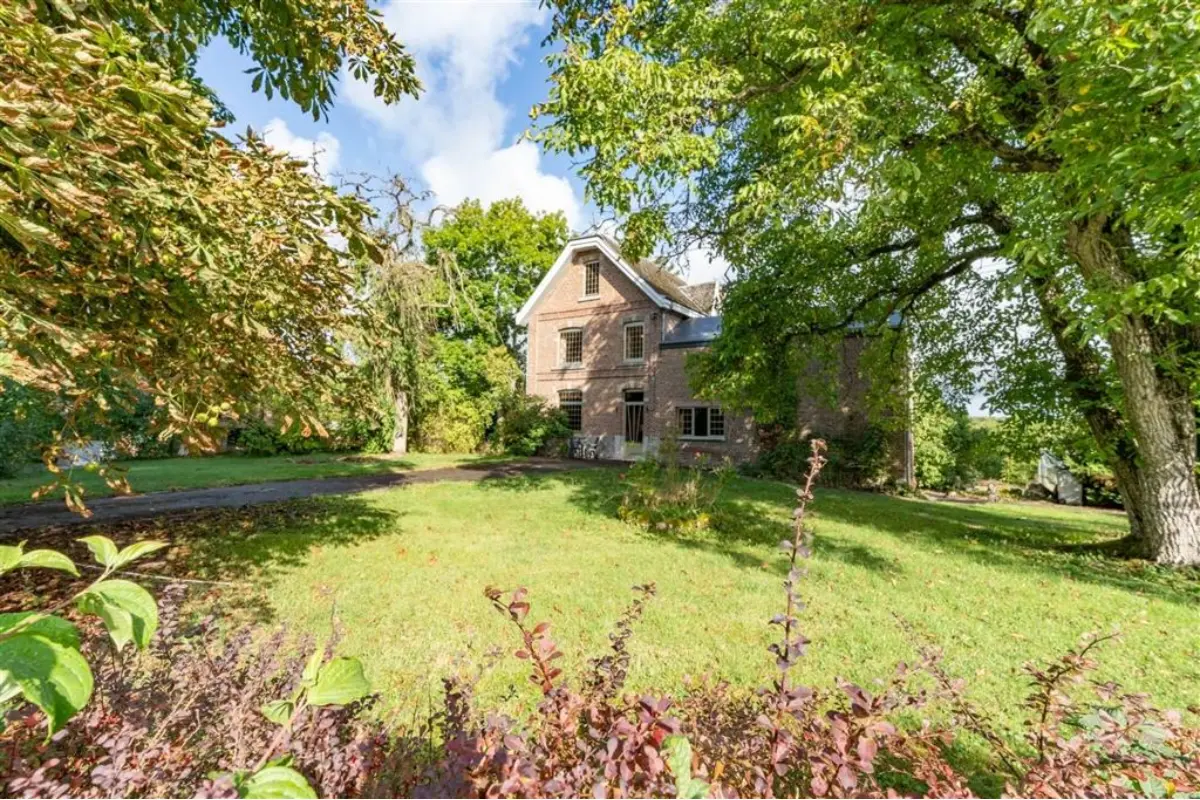 Maison à  à Bure 6927 269000.00€ 2 chambres 120.00m² - annonce 633879