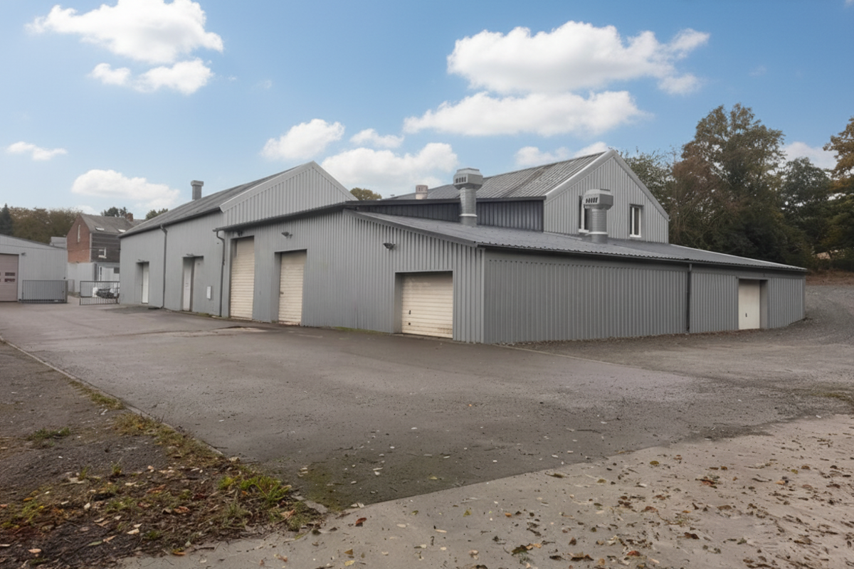 Commerce à  à Marche-en-Famenne 6900 400.00€  chambres 61.00m² - annonce 634381