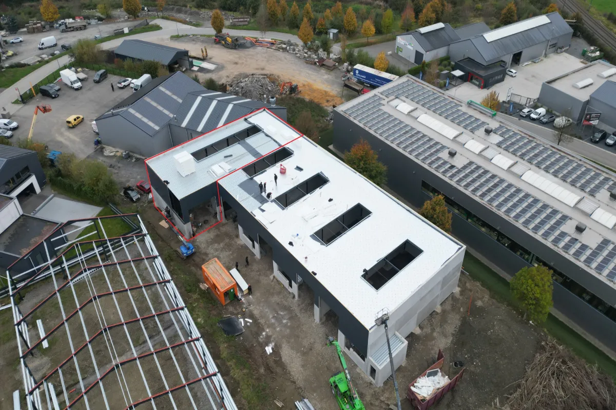 Commerce à louer à Bras 6800 1440.00€ 0 chambres 300.00m² - annonce 635823