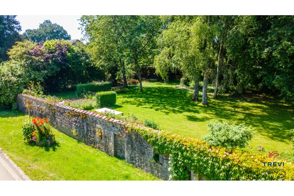 Terrain à  à Attert 6717 325000.00€  chambres m² - annonce 637301