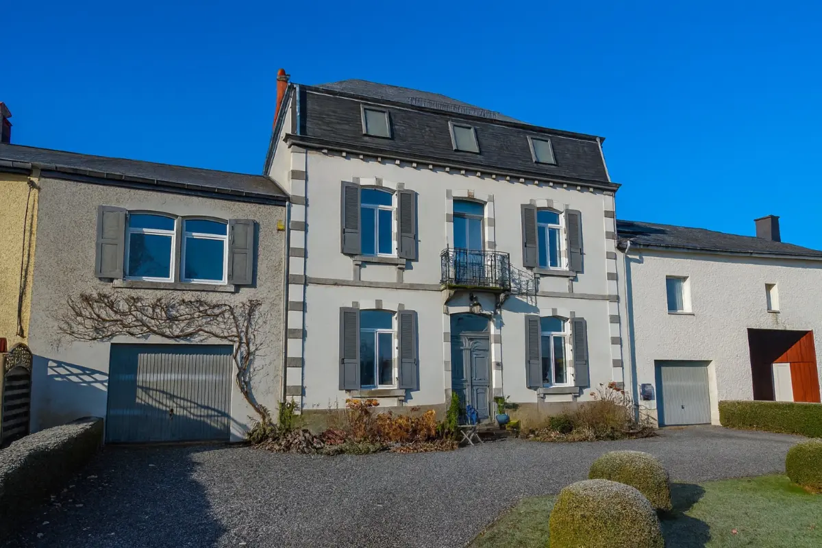 Maison de maître à vendre à Chiny 6810 585000.00€ 4 chambres 400.00m² - annonce 639351