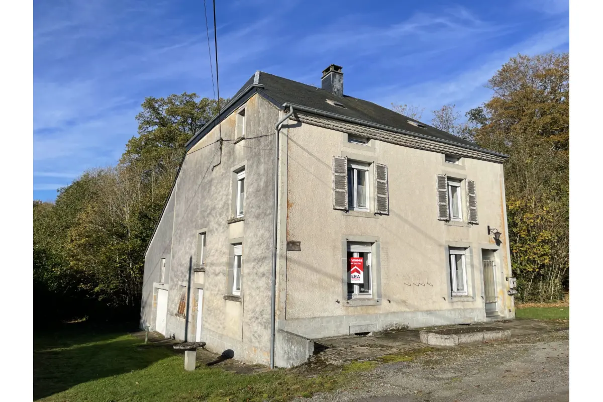 Maison à vendre à Lacuisine 6821 185000.00€ 3 chambres 173.00m² - annonce 641589