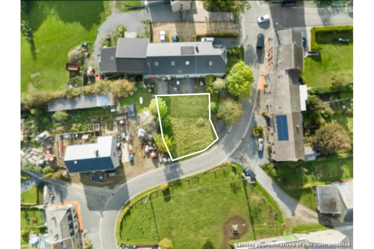 Terrain à vendre à Aye 6900 42500.00€  chambres m² - annonce 643543