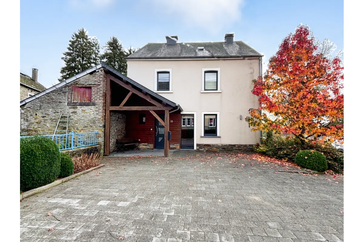 Maison à louer à La Roche-en-Ardenne 6980 900.00€ 3 chambres 156.00m² - annonce 643072