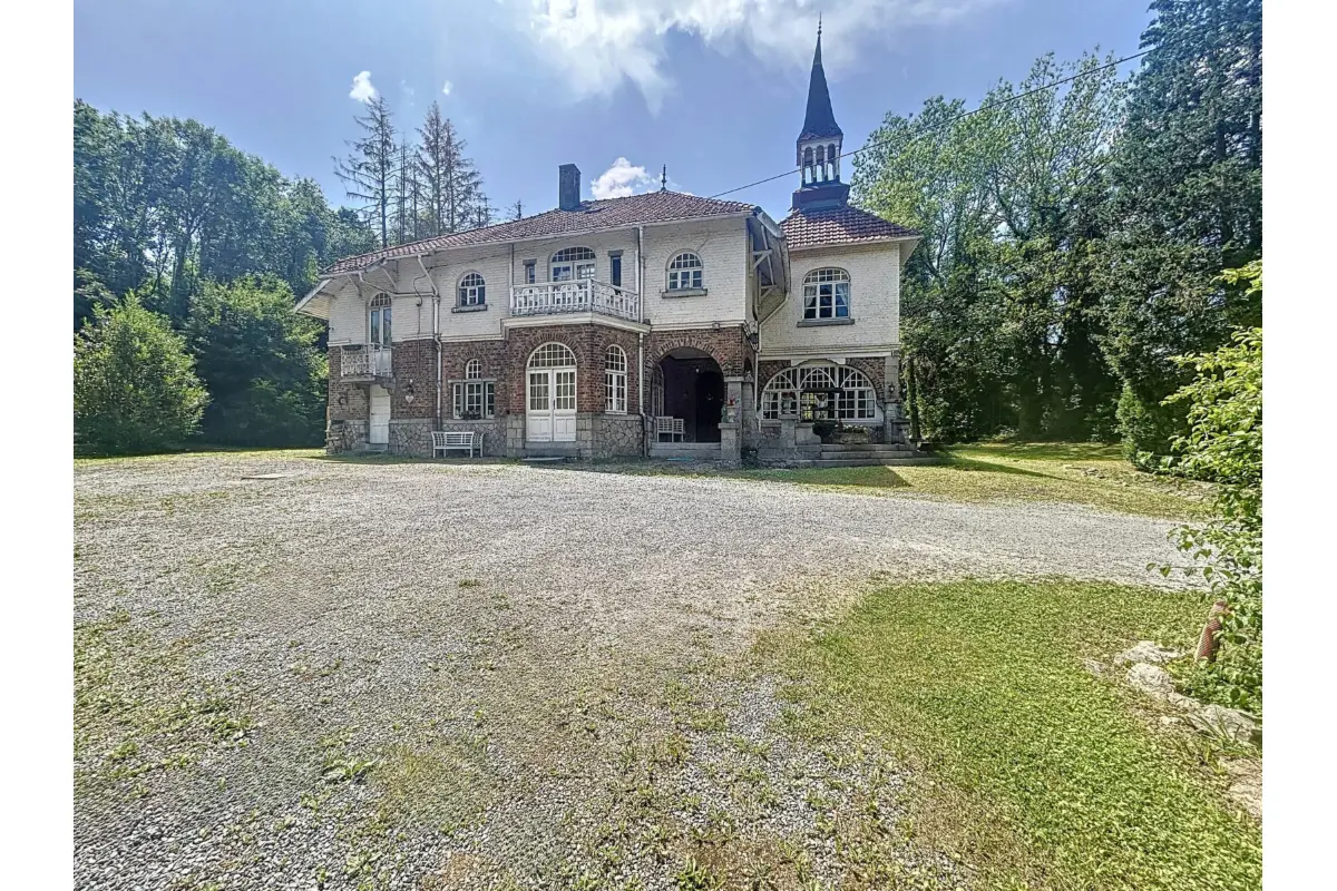 Maison à vendre à Marche-en-Famenne 6900 550000.00€ 5 chambres 375.00m² - annonce 643541