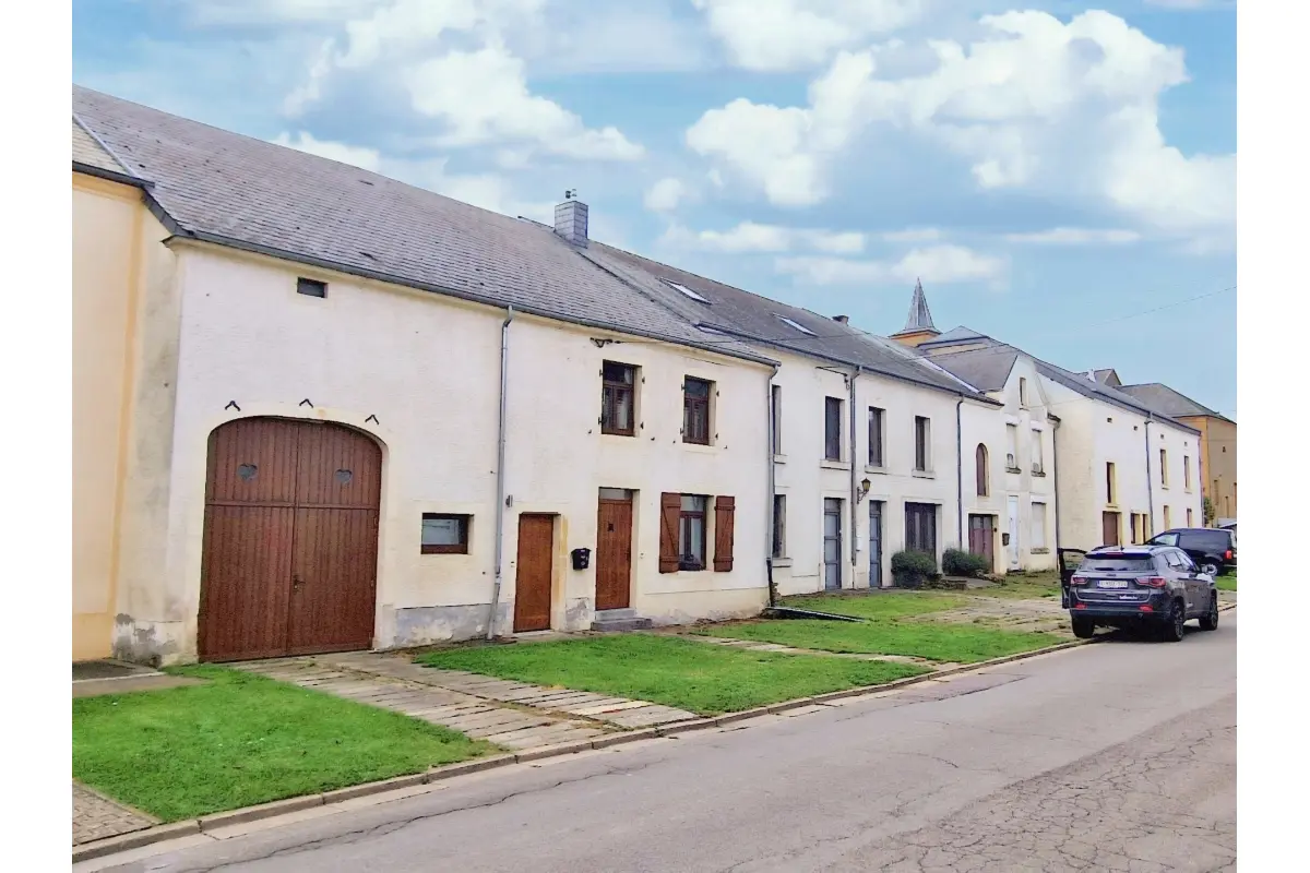 Maison à louer à Chantemelle 6742 1690.00€ 4 chambres 245.00m² - annonce 648788