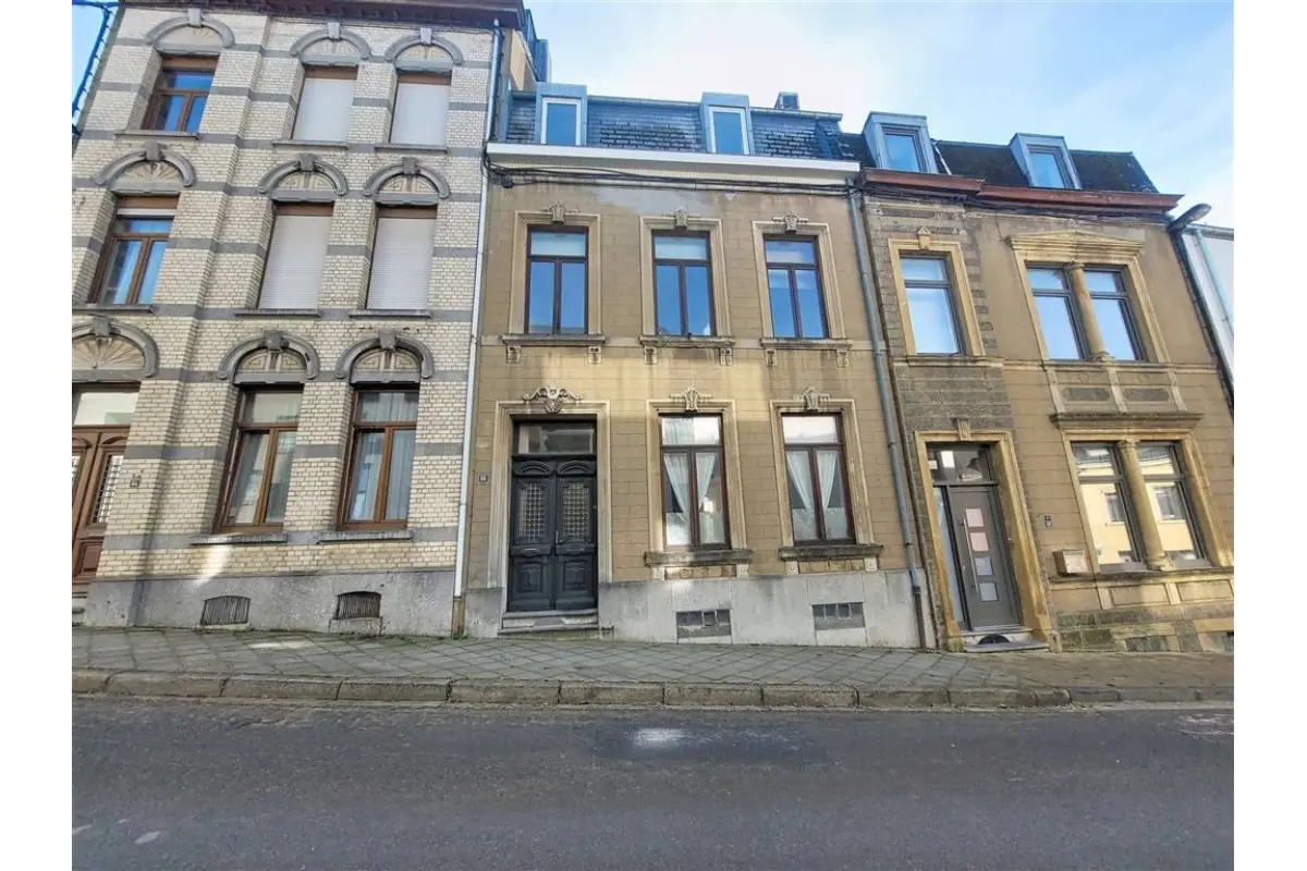 Maison à louer à Arlon 6700 1950.00€ 4 chambres 288.00m² - annonce 649061