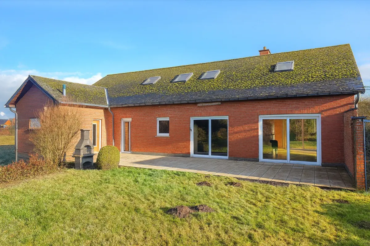 Villa à vendre à Chiny 6810 350000.00€ 6 chambres 200.00m² - annonce 650209