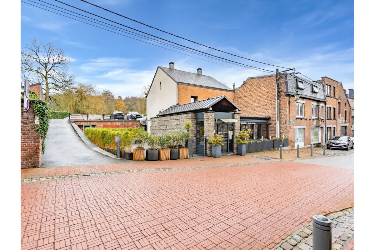 Immeuble mixte à vendre à Marche-en-Famenne 6900 695000.00€ 3 chambres 365.00m² - annonce 650084
