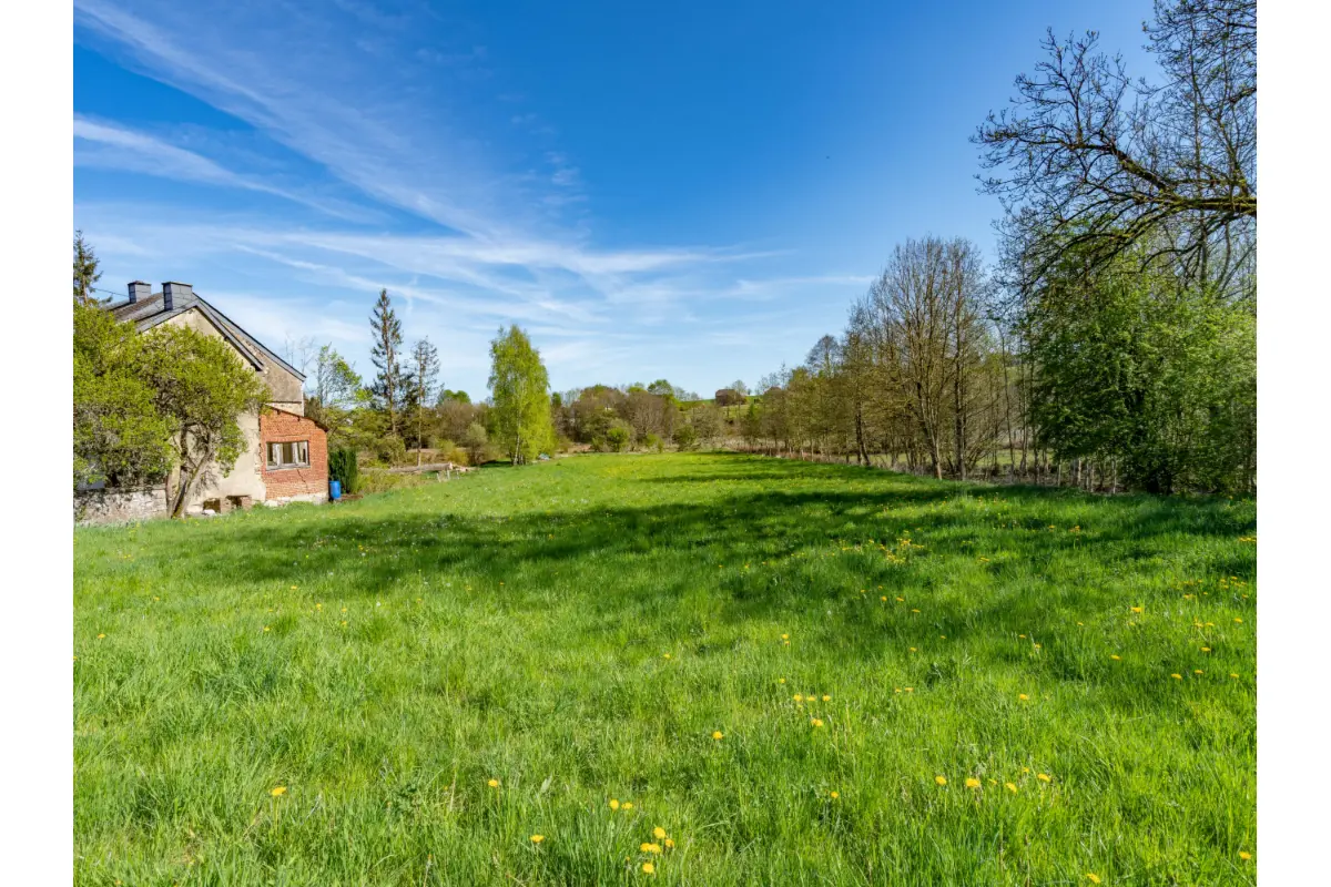 Terrain à bâtir à vendre à Sainte-Ode 6680 185000.00€  chambres m² - annonce 652074