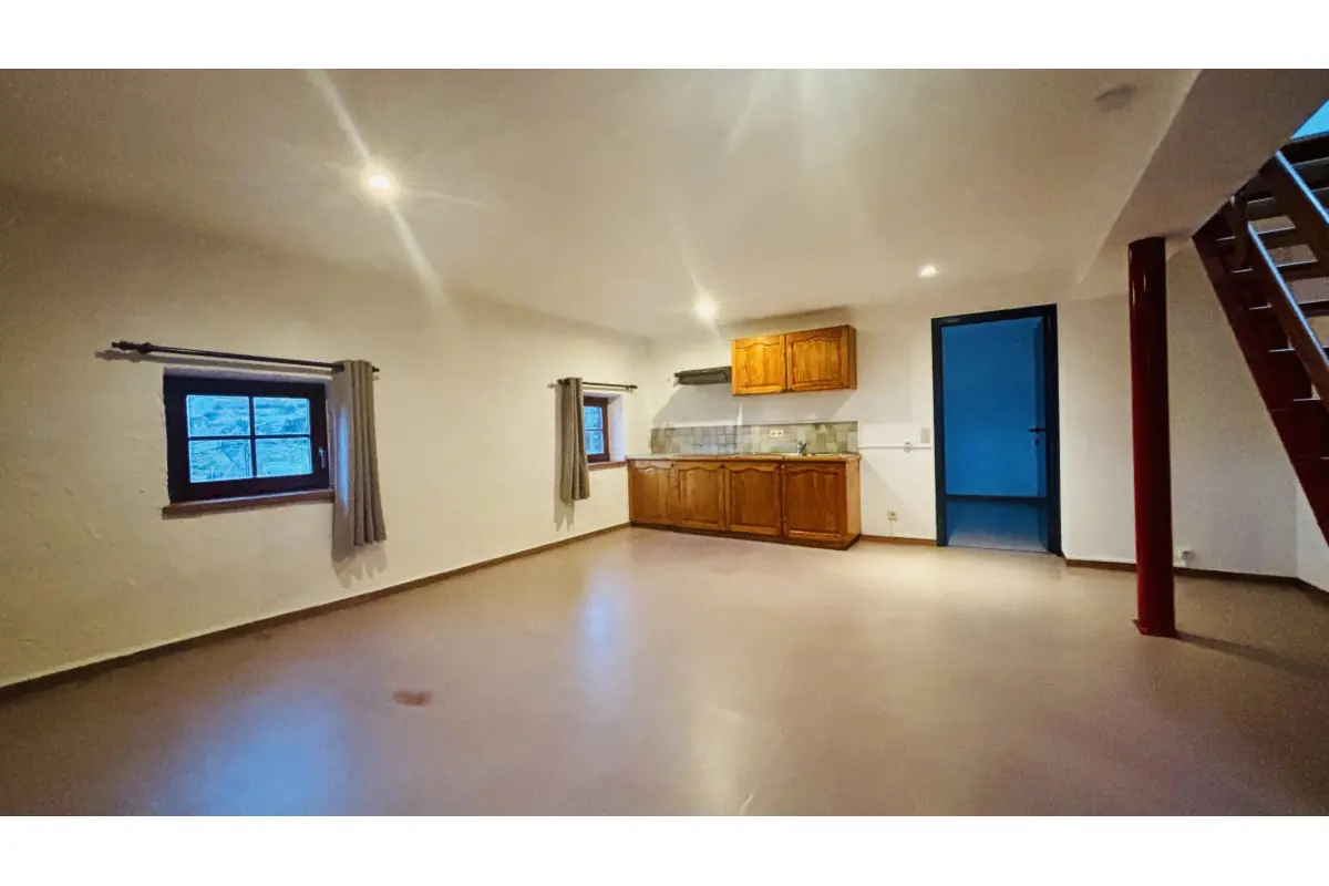 Duplex à louer à Forrières 6953 650.00€ 2 chambres 69.00m² - annonce 653025