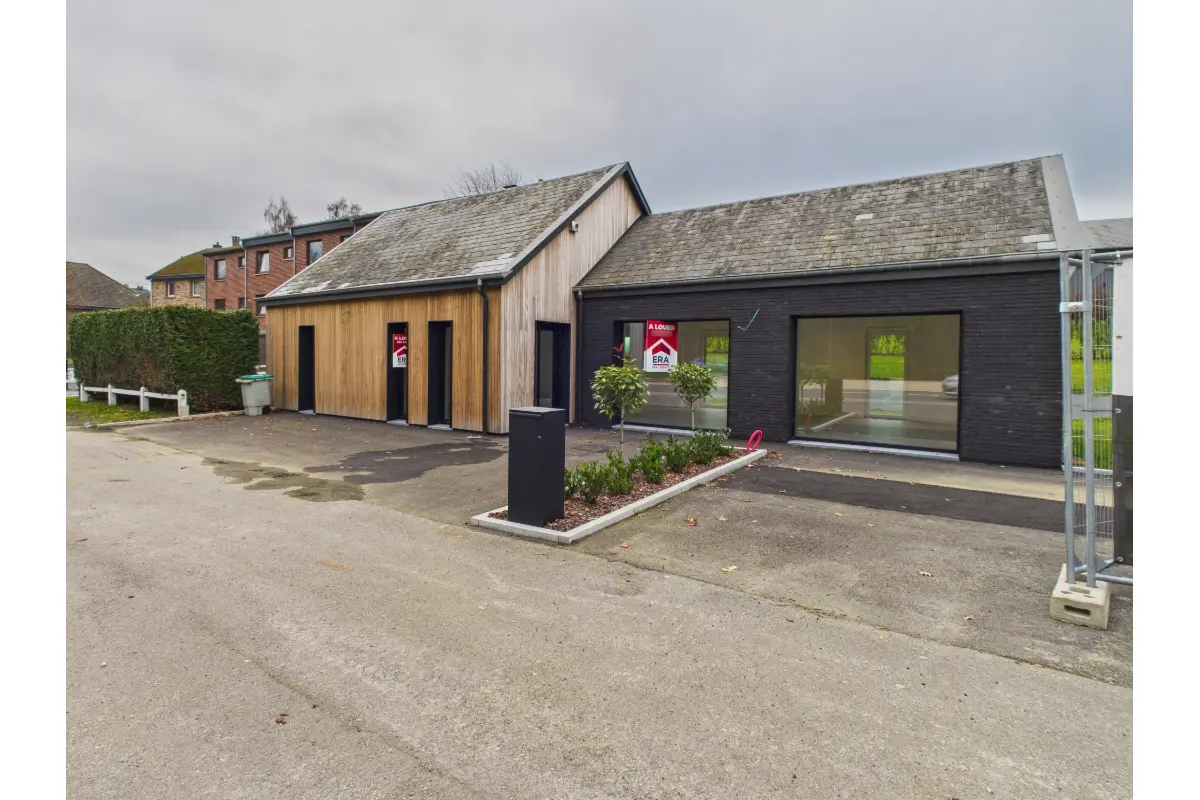 Commerce à louer à Tenneville 6970 1000.00€ 0 chambres 90.00m² - annonce 652891