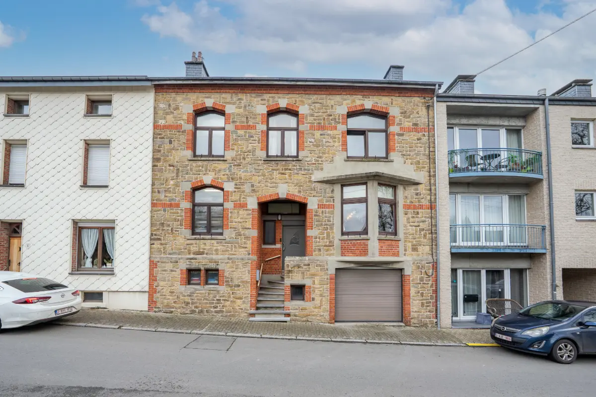 Maison à vendre à Bertrix 6880 299000.00€ 4 chambres 290.00m² - annonce 653780