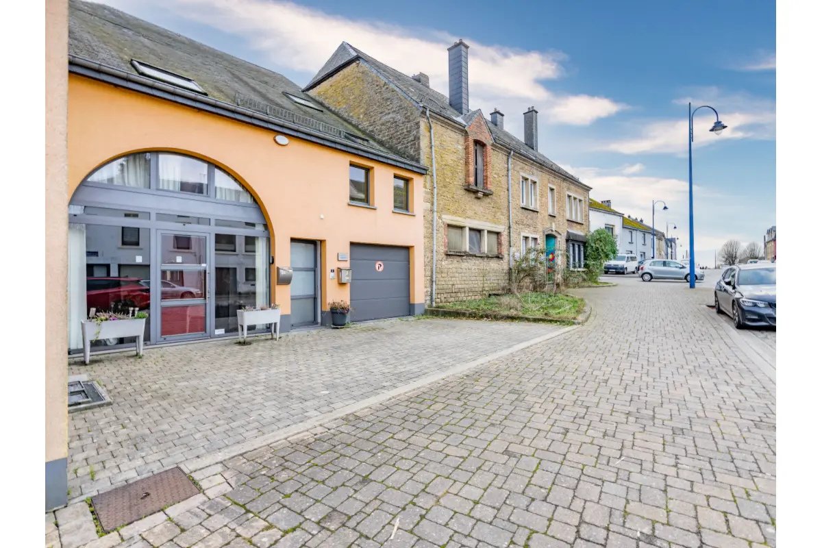 Commerce à vendre à Florenville 6820 384000.00€ 4 chambres 303.00m² - annonce 657639