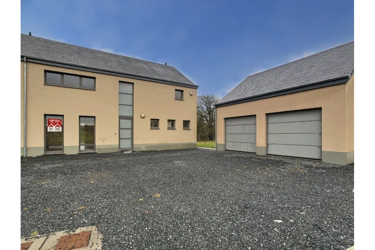 Maison à louer à Neufchâteau 6840 1050.00€ 3 chambres 166.00m² - annonce 660642